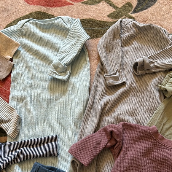 Newborn Baby Bundle Sleep Gowns Onesies Pants Set Caden Lane 16 PCS - Picture 8 of 8